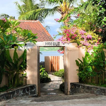 Bruce'S Hideout Hotel Bumbang Ngoại thất bức ảnh