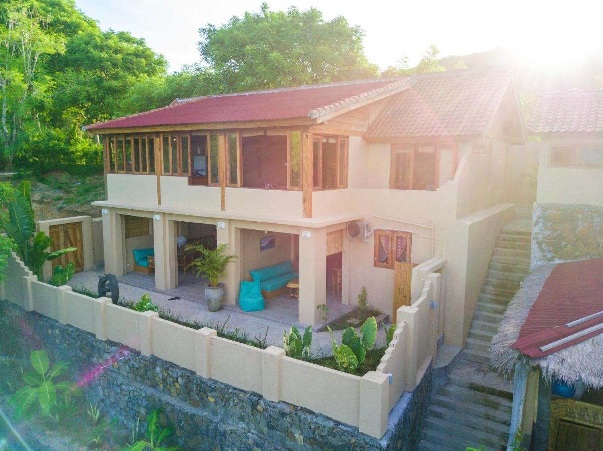Bruce'S Hideout Hotel Bumbang Ngoại thất bức ảnh