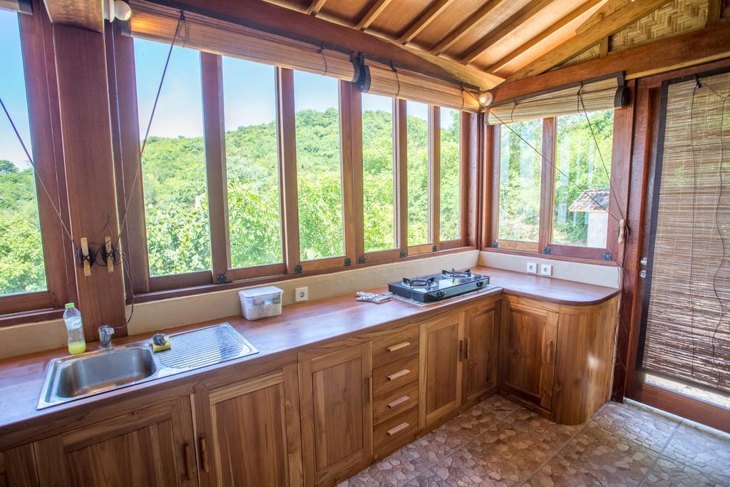 Bruce'S Hideout Hotel Bumbang Ngoại thất bức ảnh