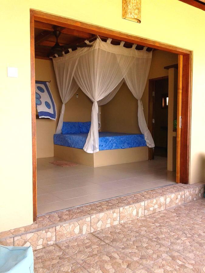 Bruce'S Hideout Hotel Bumbang Ngoại thất bức ảnh